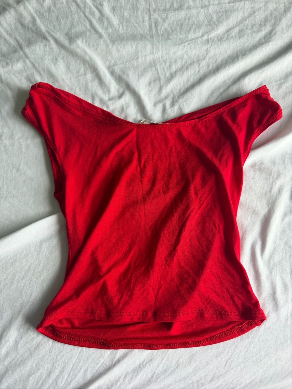 red top - Picture 2 of 3